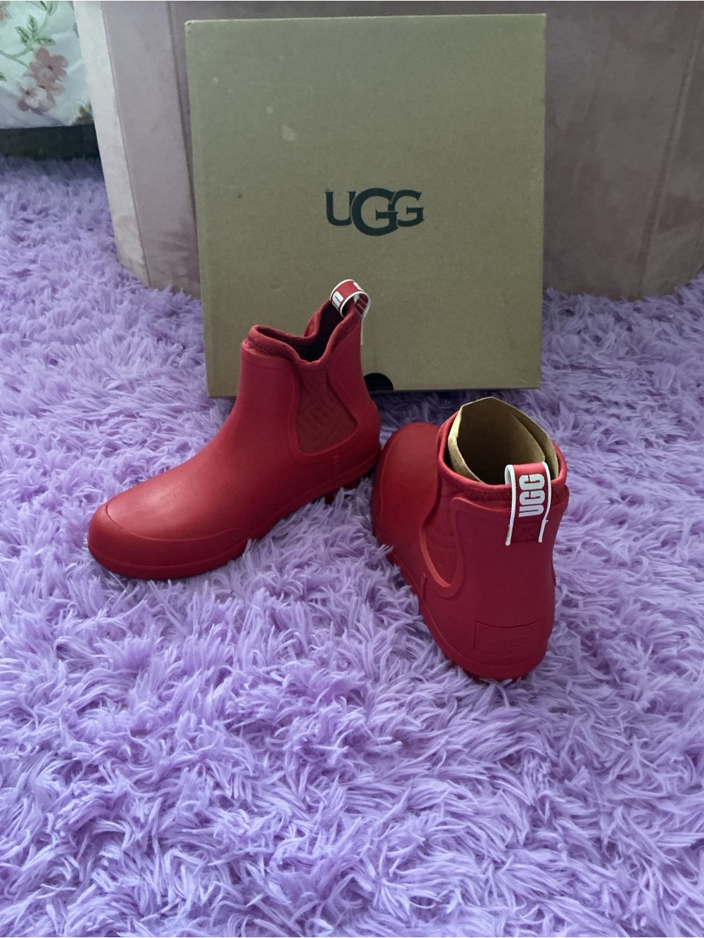 UGG ' Red Waterproof Chelsea Boots